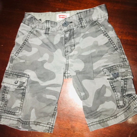 5 pairs of boys summer shorts size 4T - Picture 2 of 8